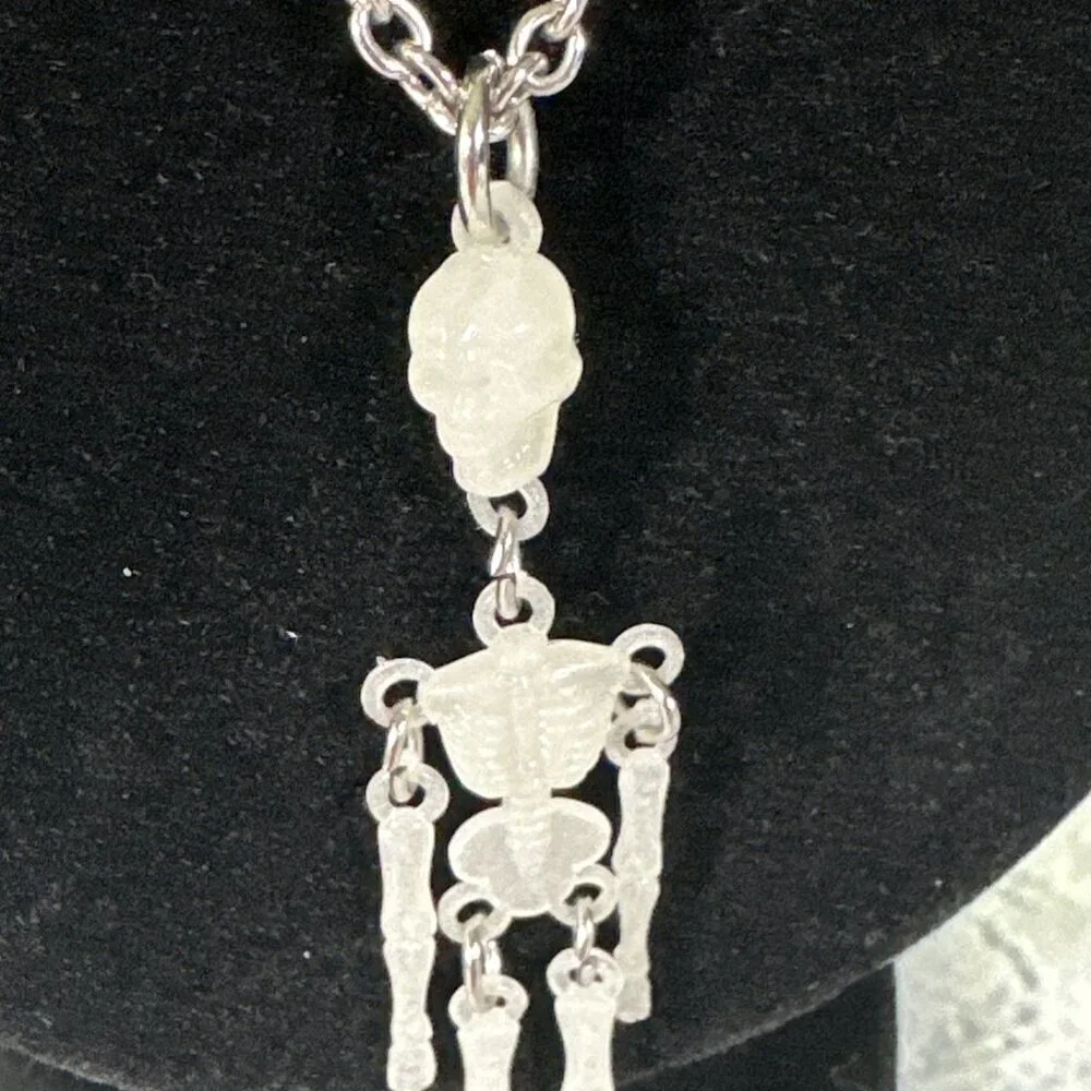 Skeleton Necklace Moveable Limb Steampunk Punk Skull Glow In The Dark Necklace - Picture 7 of 13
